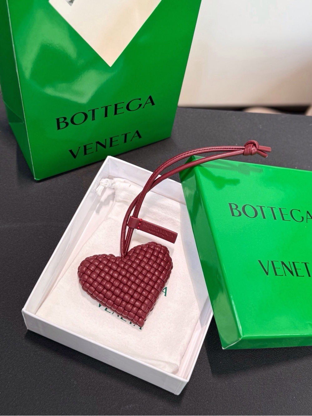 Bottega Veneta Woven Heart Charm in Deep Red - Picture 4 of 6